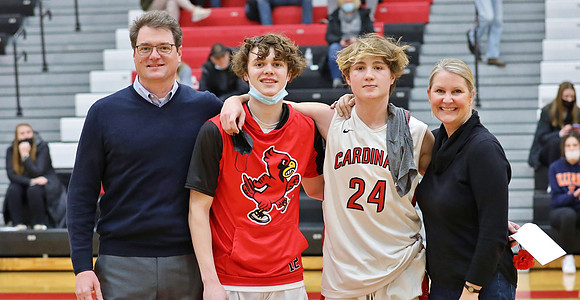 1-10-22 JV vs. Oconomoc (Parents Night) (12)