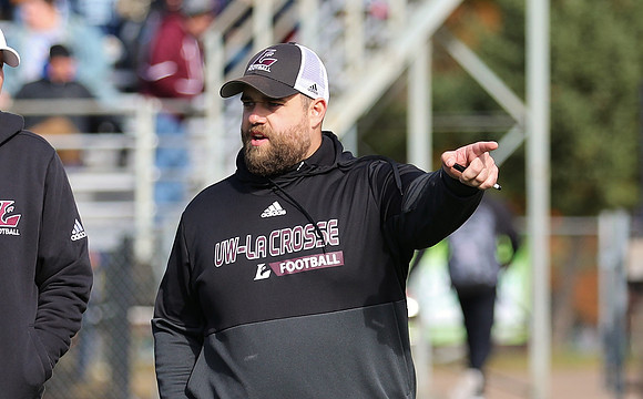 Coach Mitchell Collicott (1)