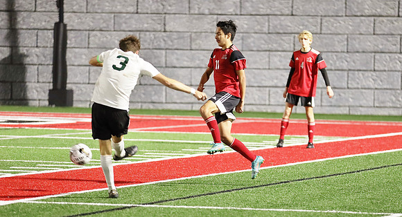 11 Ethan Correa (69)