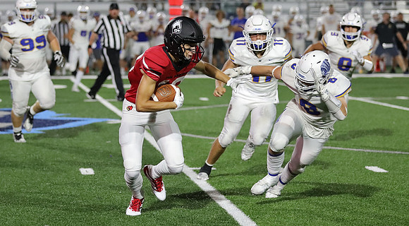 10 Evan Richmond (20)