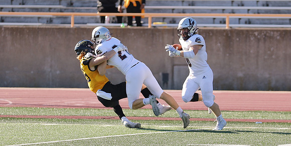 6 Joey Stutzman (72)
