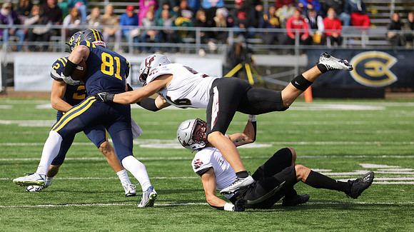 10-15-22 vs. UW Eau Claire  (75)