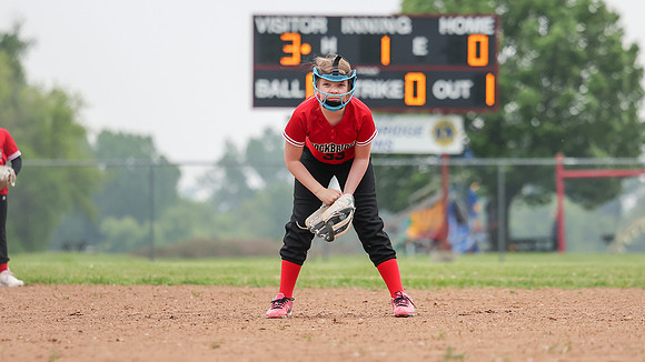 6-10-25 Ariella Softball Game (71)