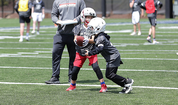 4th Grade A vs. 4th Grade D  (30)