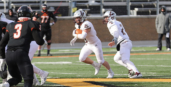 6 Joey Stutzman (29)