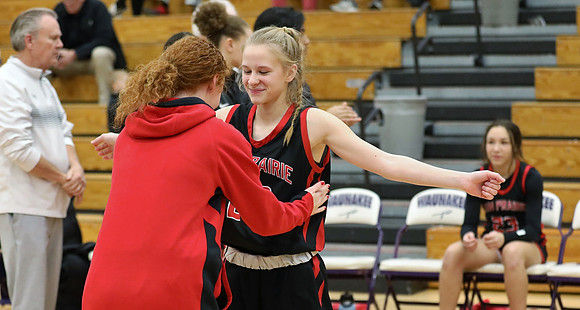 12-28-22 VARSITY vs. Seymour at Waunakee Holiday Tournament  (20)