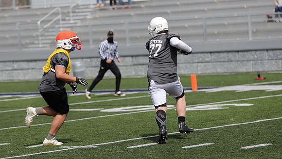 4-25-21 8th Grade Kennedy vs. 8th Grade White  (70)