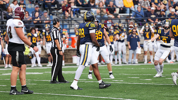 88 Curtis Johnson (29)