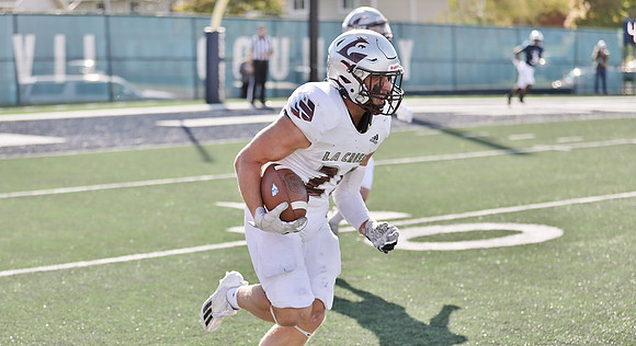 10-8-22 vs. UW Stout  (242)
