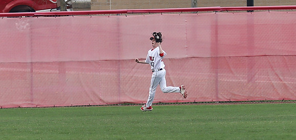 5-10-22 VARSITY vs. Madison Memorial  (41)