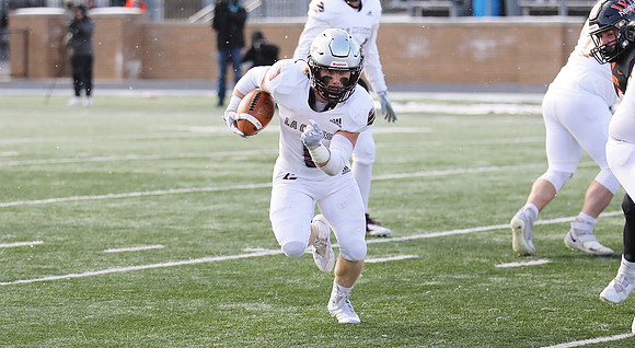 6 Joey Stutzman (17)
