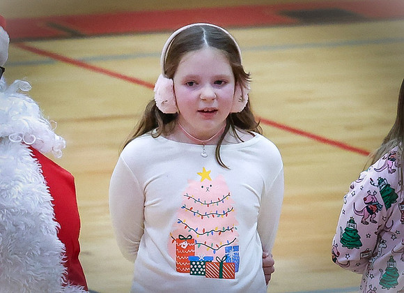 12-6-24 Ariella School Christmas Program (76)