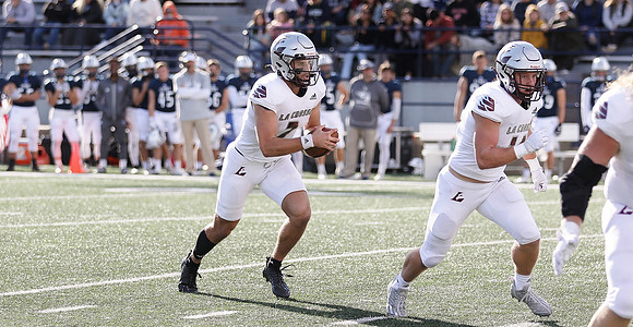 10-8-22 vs. UW Stout  (259)