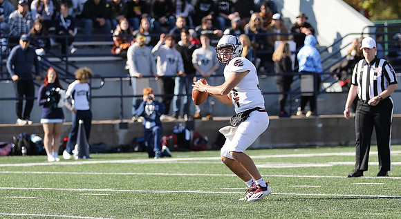 10-8-22 vs. UW Stout  (173)