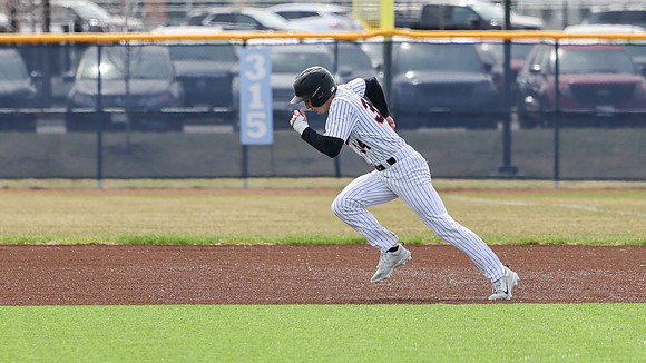 34 Alex Klun (19)