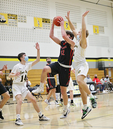 42 Addison Ostrenga vs. East Troy  (25)