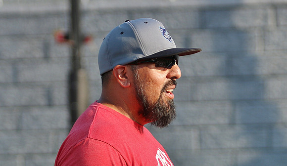 Coach Benito Alverado  (3)