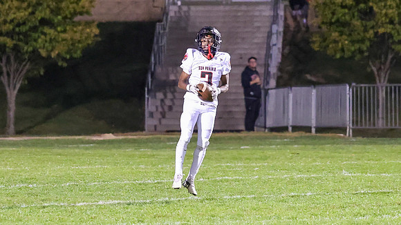3 Deontae Spivey (15)