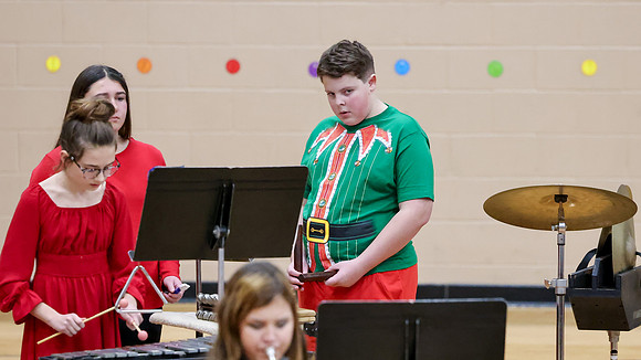 12-17-24 Cullen School Holiday Concert (35)