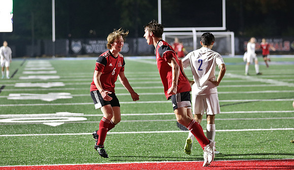 7 Landon Pederson (33)
