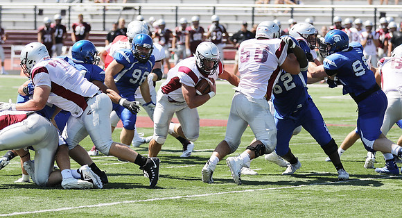 3 UWL 2018 Pre Season Scrmmage vs. U of Dubuque  (66)