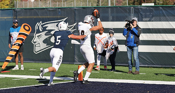 10-8-22 vs. UW Stout  (227)