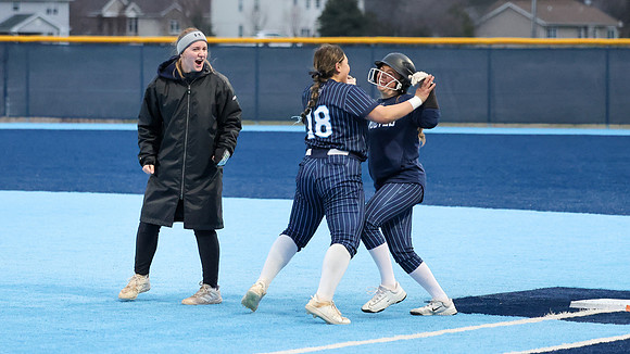 Coach Maddie Gardner (12)