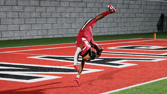 32 Caleb Burdick (15)