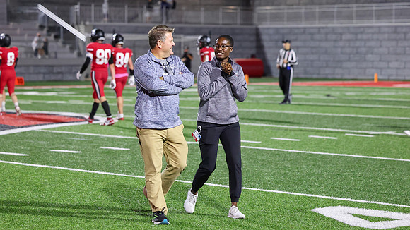 Trainer Djenne Parris (2)