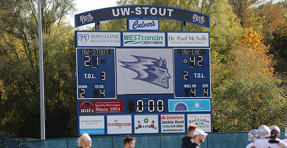 10-8-22 vs. UW Stout  (271)