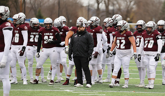 Coach Mitchell Collicott (4)