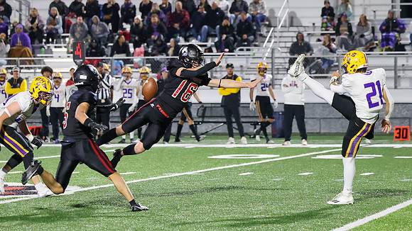 10-18-24 VARSITY vs. DeForest (206)