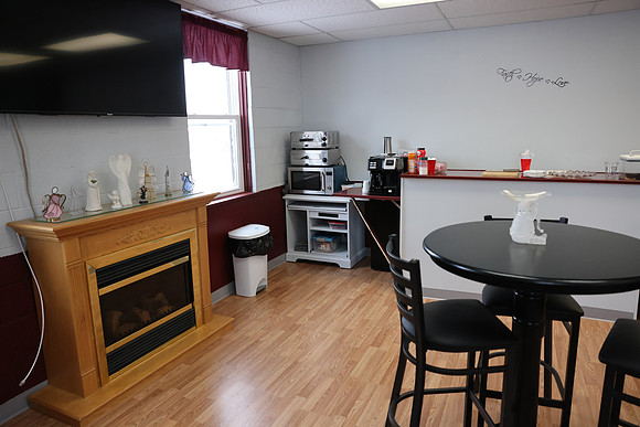 RECEPTION AREA 1 (33)