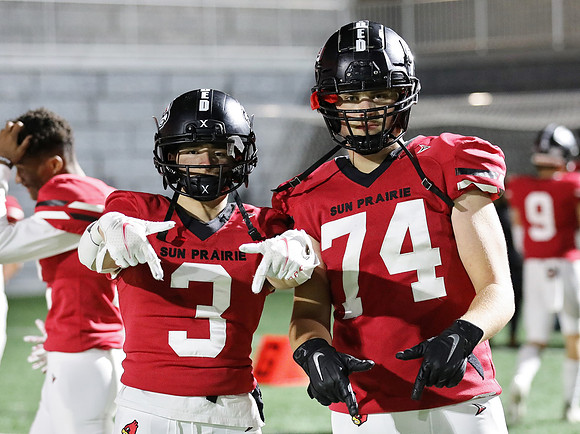 10-22-21 vs Madison La Follette Playoff Round 1  (220)