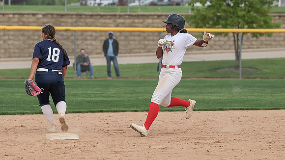 5-14-24 Sun Prairie East Varsity vs. Sun Prairie West  (572)