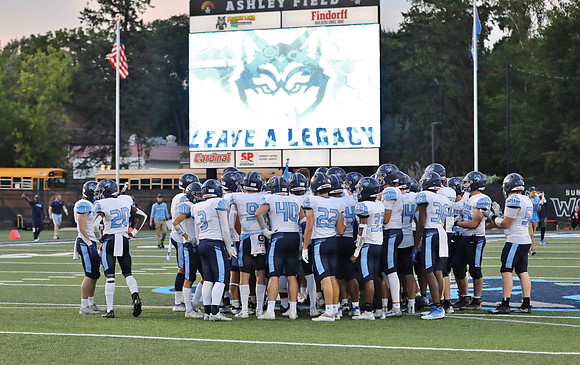 9-16-22 vs. Sun Prairie East  (36)