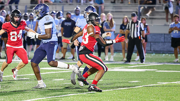 23 Marcus Rowe (3)