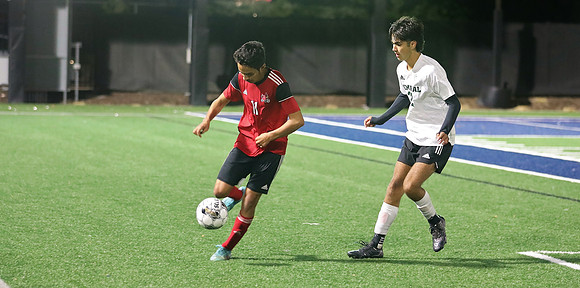 11 Ethan Correa (72)
