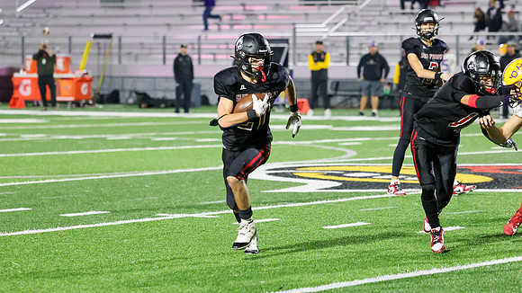 21 Brady Kaufman (28)