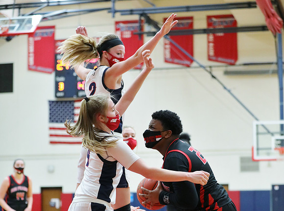 Lily Hansford - Appleton East 2021  (29)