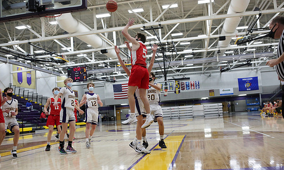 Freshman Red vs. Oconomowoc 2-6-21 (78)
