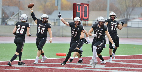 27 Caden Boettcher (5)