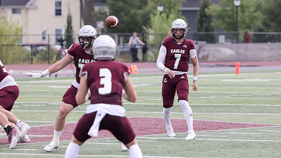 7 Zach Weir (16)