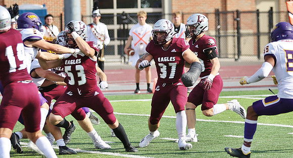 37 Ben Michalowski (28)