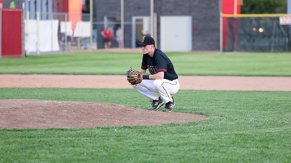5-15-25 VARSITY vs. Middleton (197)