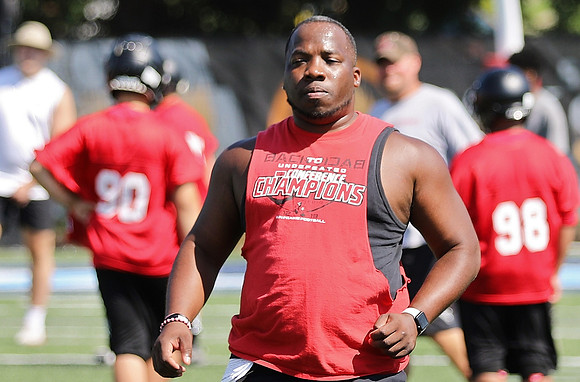 Coach Jeff Russell  (4)
