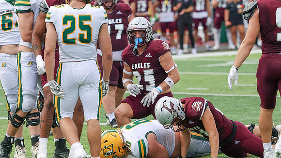 25 Aaron Schmitz (9)