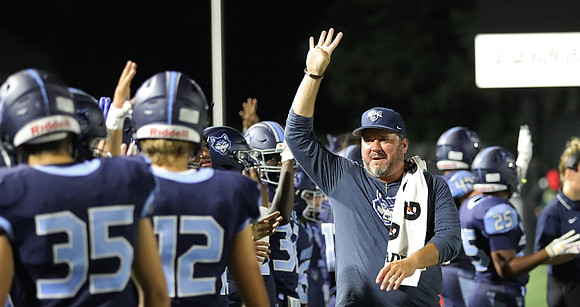 Coach Jim Hamilton  (4)