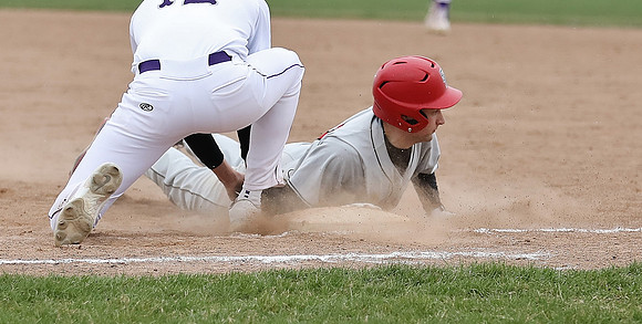 4-29-22 Varsity vs. Waunakee (63)