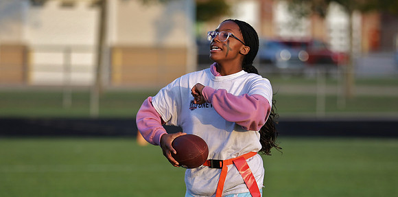 9-26-22 Powderpuff - Homecoming Week  (44)